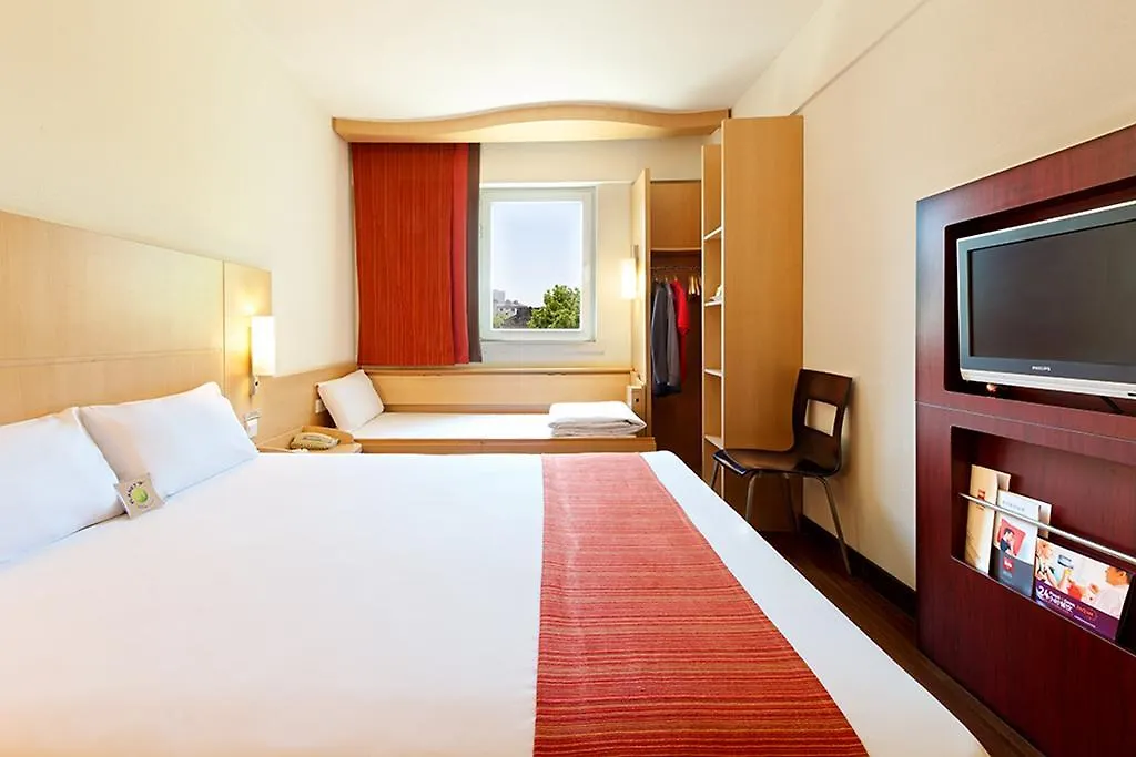 ***  Ibis Styles Suzhou Amusement Park Hotel סין